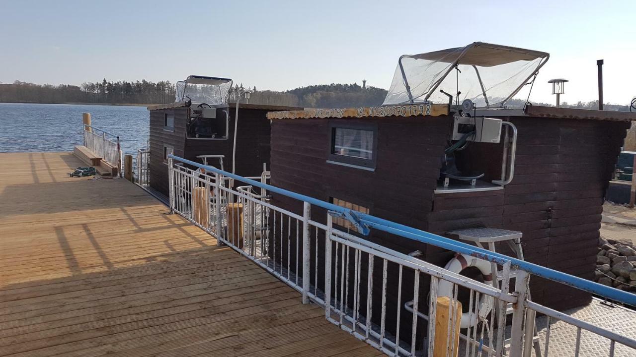 Hausboot Krakow Am See Forelle 1 Und 2 Bagian luar foto
